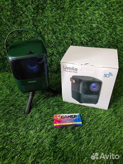 Umiio Projector 5G model A008