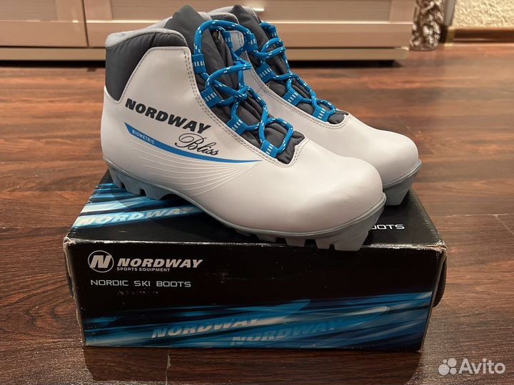 Ботинки для беговых лыж женские Nordway Bliss
