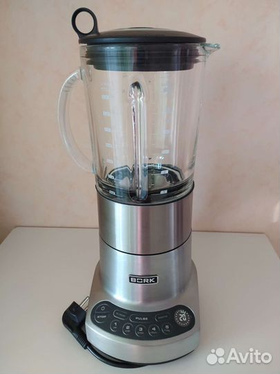 Блендер стационарный Bork B-705, серый металлик
