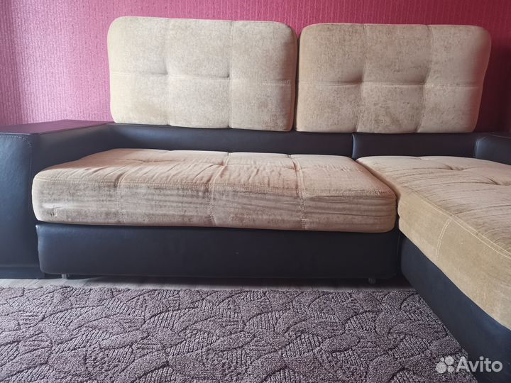 Диван угловой