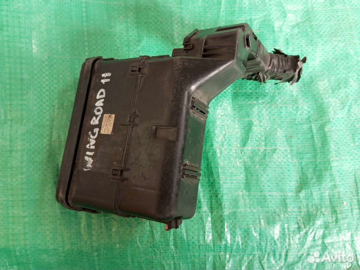 Блок предохранителей Nissan Wingroad 11