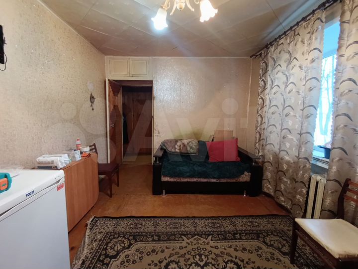2-к. квартира, 42 м², 1/3 эт.