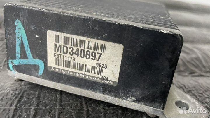 Блок управления форсунками Mitsubishi Grandis N84W