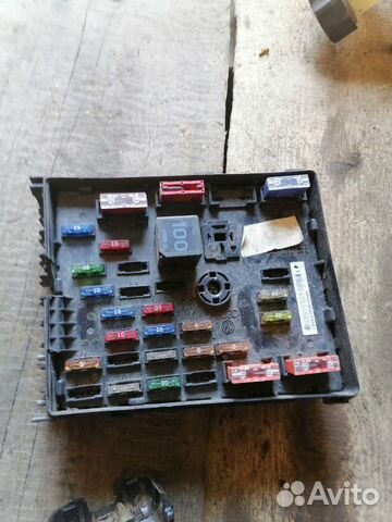 Панель предохранителей фольксваген пассат б6 2л 08