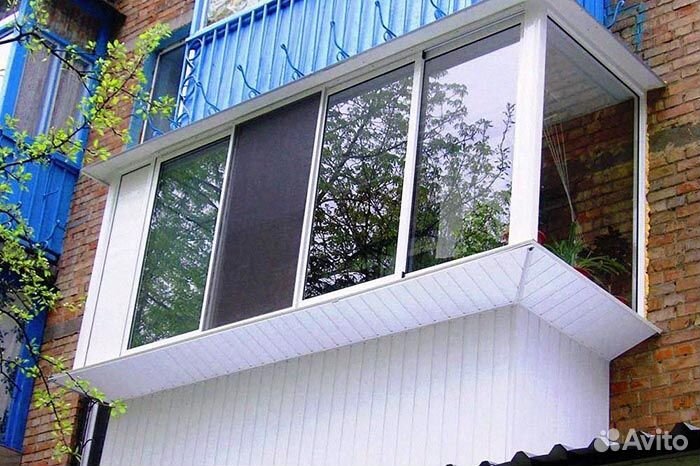 Остекление балкона, лоджии