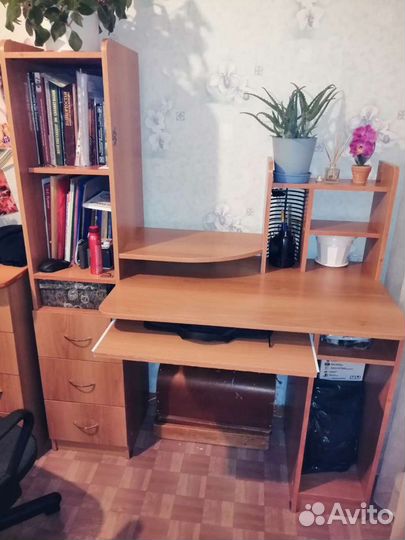 Компьютерный столик бу