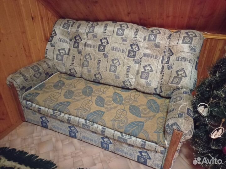 Диваны и кресло бу