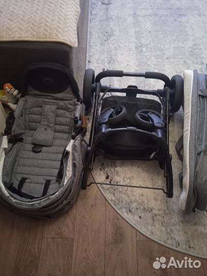 Продам коляску 2 в 1