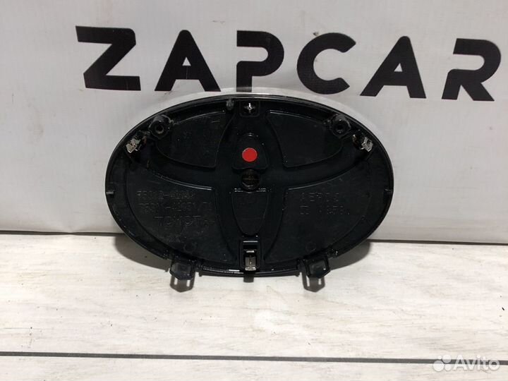 Toyota RAV4 Эмблема