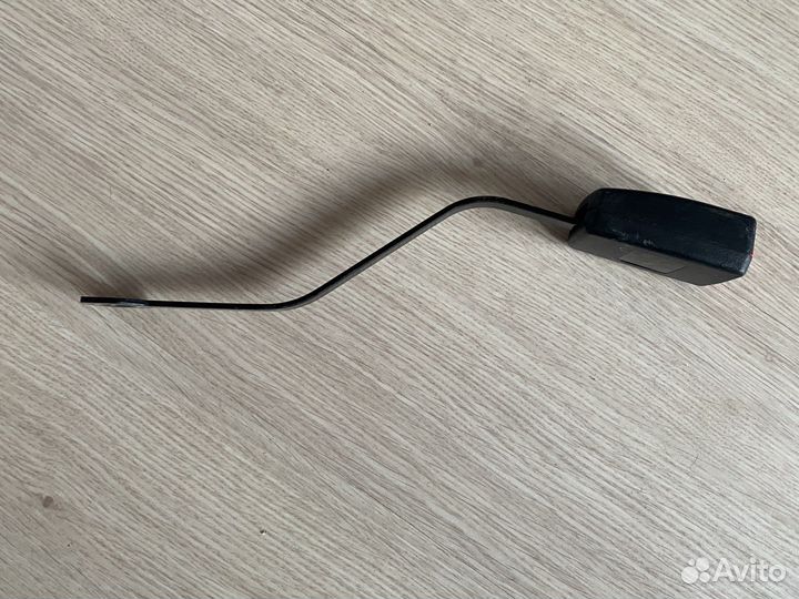 Крепление для ремня безопасности