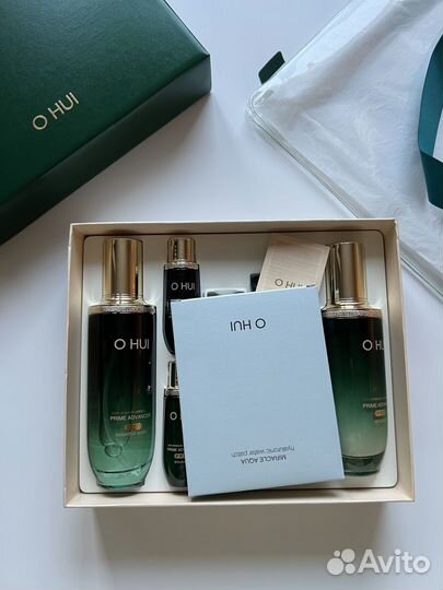 O HUI Prime Advancer набор из двух уходовых средст