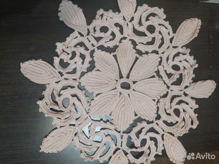 Салфетка ручной работы