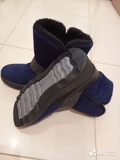 Угги женские синние на платформе новые 41