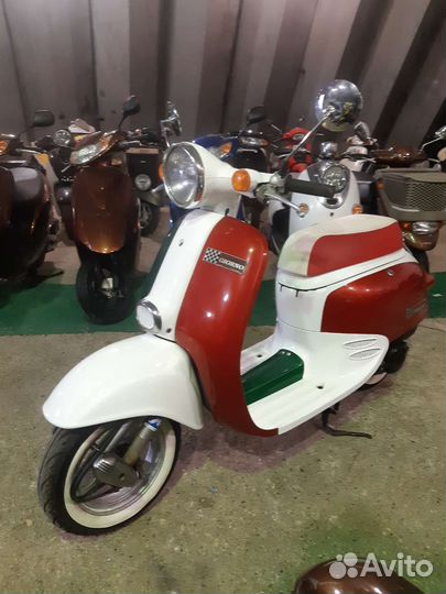 Honda giorno af-24 'italia' с new контейнера