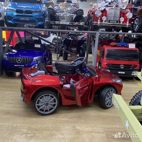 Детский электромобиль