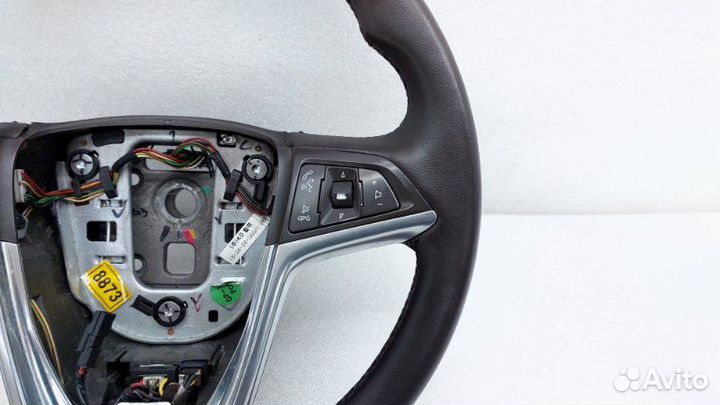 Б/У Руль Состояние хорошее, оригинал. Потёртость