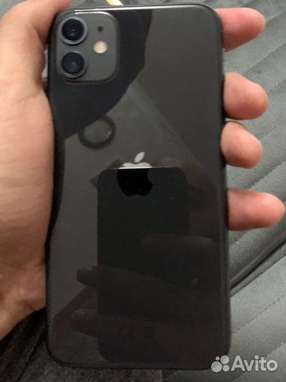 iPhone 11, 64 ГБ