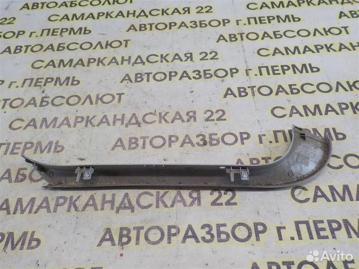 Обшивка двери багажника Ford Focus II 2005-2011