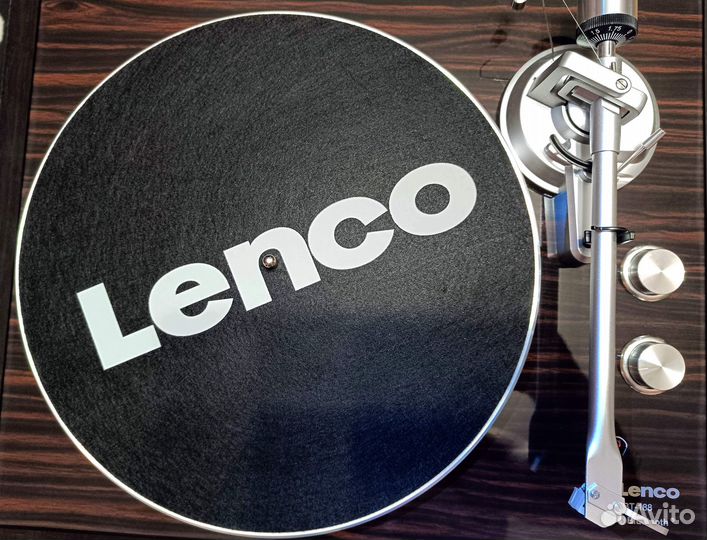 Виниловый проигрыватель Lenco LBT-188 walnut
