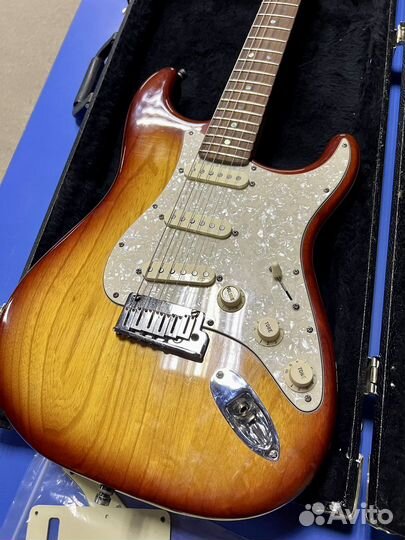Fender American Deluxe Stratocaster USA