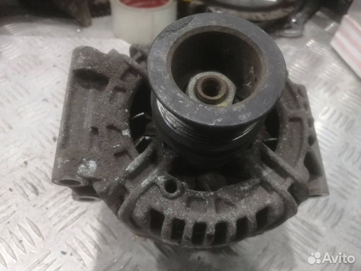 Генератор Renault Logan