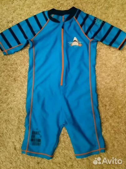 Комбинизон для плавания на мальчика с защитой
