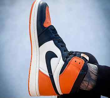 Кроссовки Nike Air Jordan 1 Mid (Orange & White)