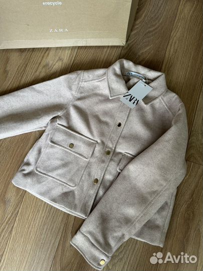 Бомбер Zara белый и бежевый Xs,S,M,L