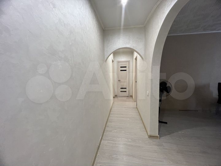 3-к. квартира, 55,7 м², 1/2 эт.