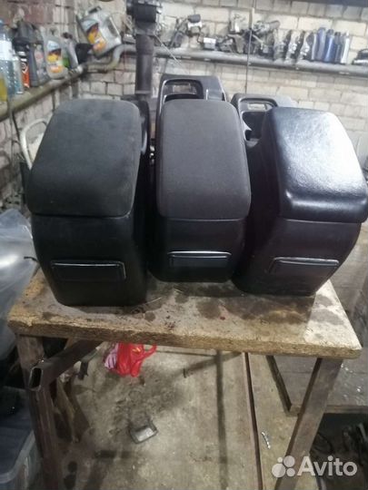 Подлокотник mitsubishi лансер 9