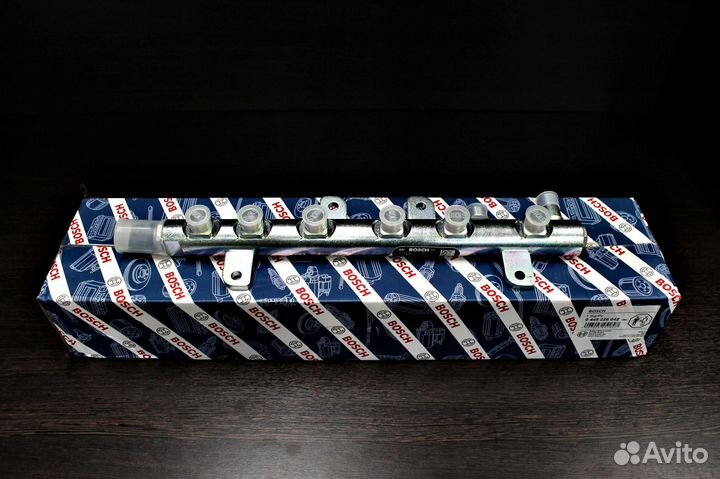 Рампа топливная Bosch 0445226042