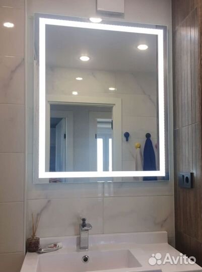 Зеркало в ванну с подсветкой