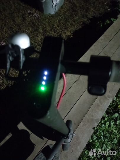 Продам электросамокат xiomi m365