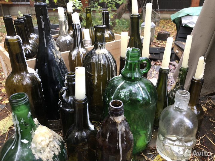 Бутылки с подтёками воска на хэллоуин