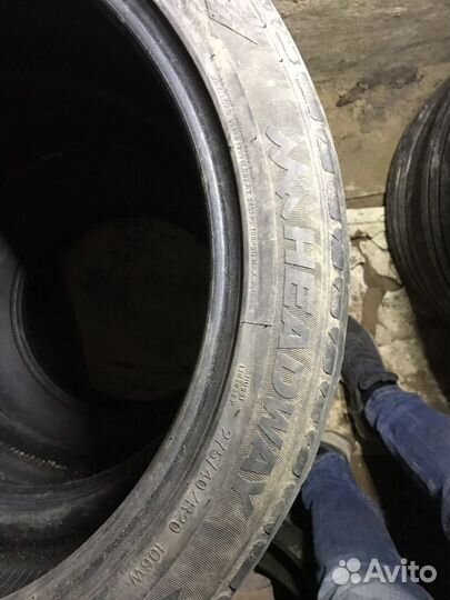Headway HU901 275/40 R20 106W