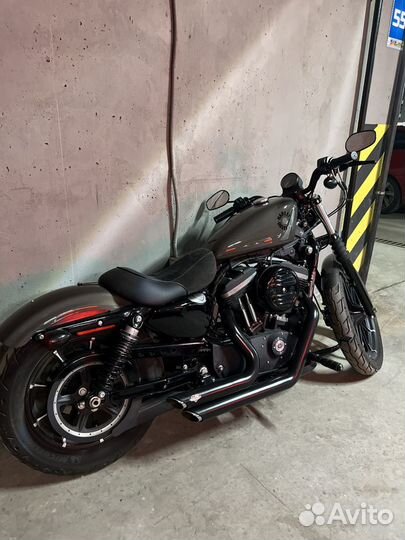 Harley-Davidson Sportster iron 883