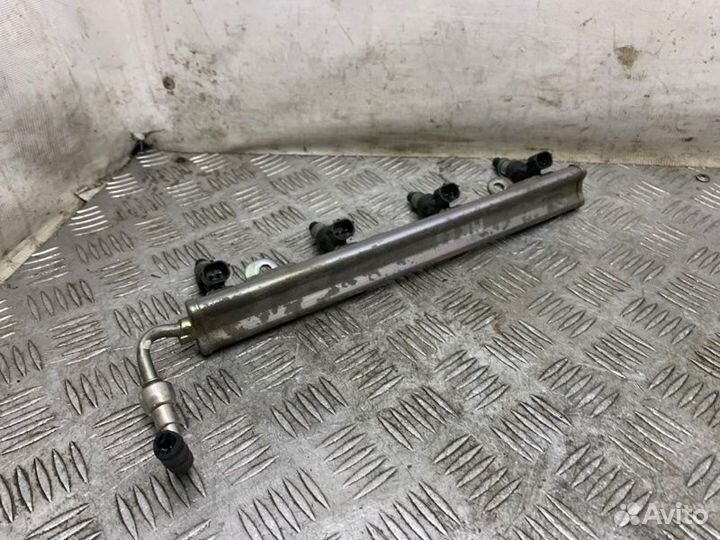 Форсунка топливная Nissan X-Trail T31 MR20DE 2010