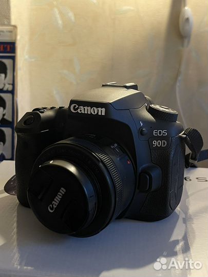 Зеркальный фотоаппарат canon 90D