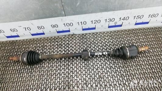 Привод передний правый toyota avensis T25 (ADN17N1