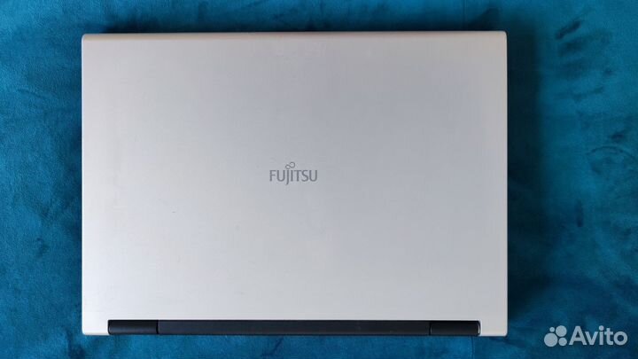 Ноутбук Fujitsu Esprimo