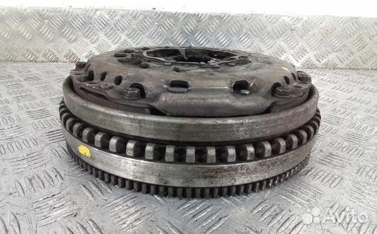 Маховик демпферный дизельный KIA sorento 1 (JDN36A