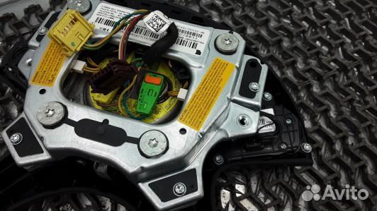 Подушка безопасности водителя mercedes benz C-clas