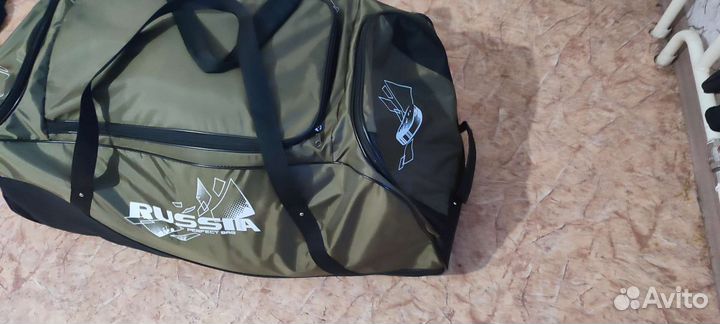 Хоккейный баул на колесах взрослый