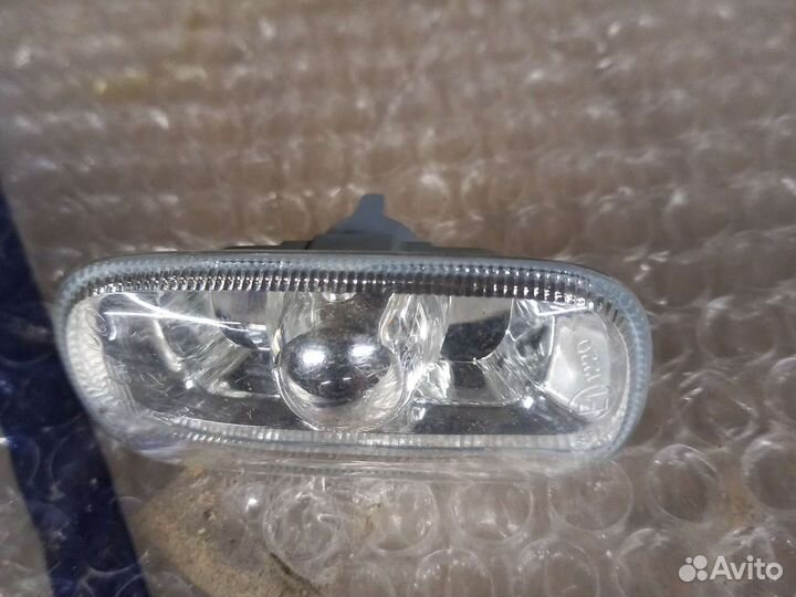 Ауди А 4 В7 - повторитель поворотов