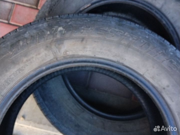 Bridgestone Dueler H/P 215/65 R16 98H