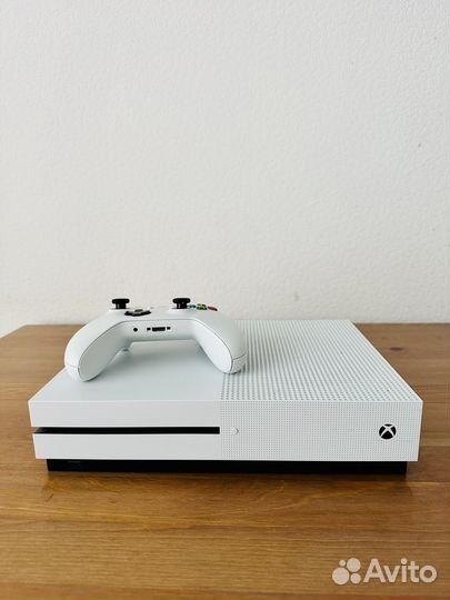 Xbox One S
