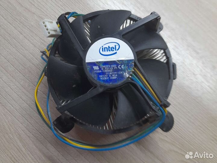 Кулер процеccорный intel
