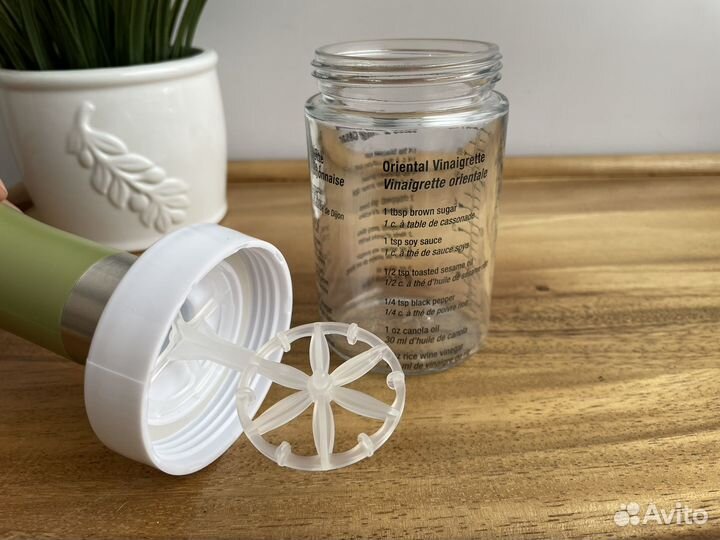 Новый шейкер для соусов 200 мл