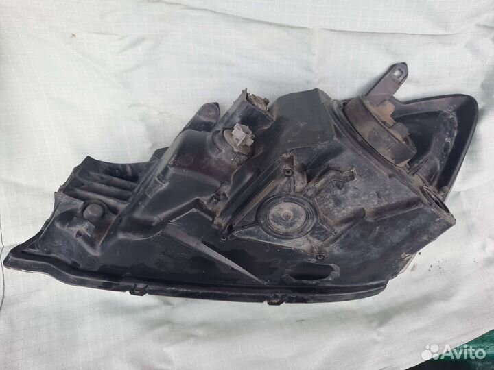 Правая фара митсубиси лансер 9