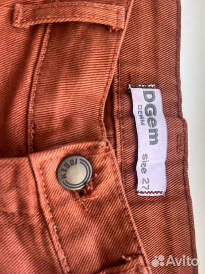 Джинсы бананы